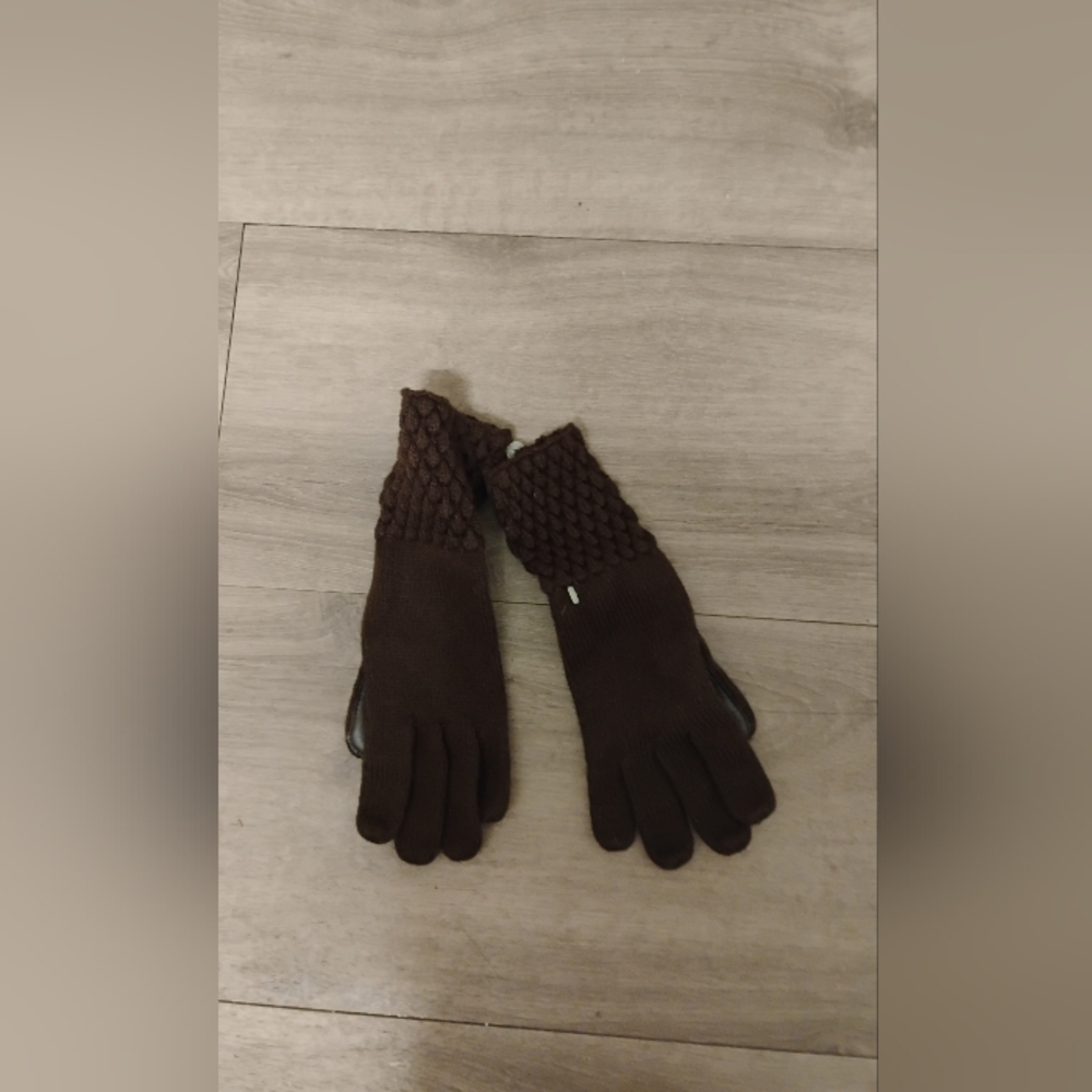 NWOT Aris Women's Brown Knit Acrylic Blend Gloves One Size